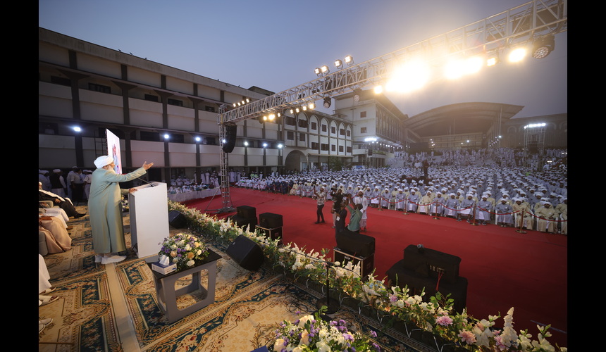 Markaz Convocation Conference Concludes; Degrees Awarded to 548 Saquafi Scholars and 82 Huffaz